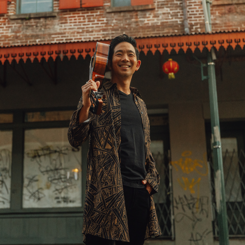 Jake Shimabukura800x 